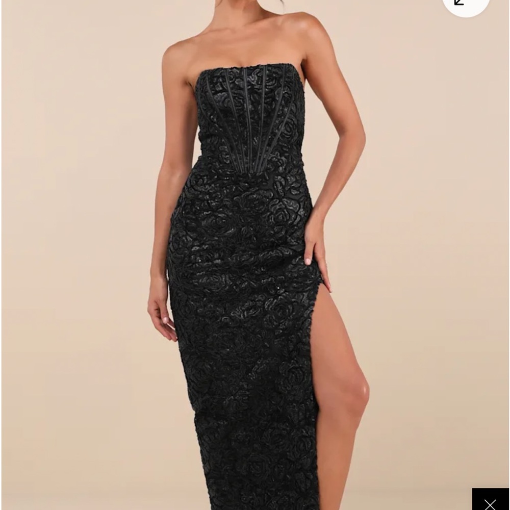 Gorgeous jacquard strapless dress